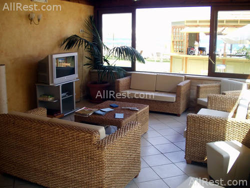 Iperion Beach Hotel 9